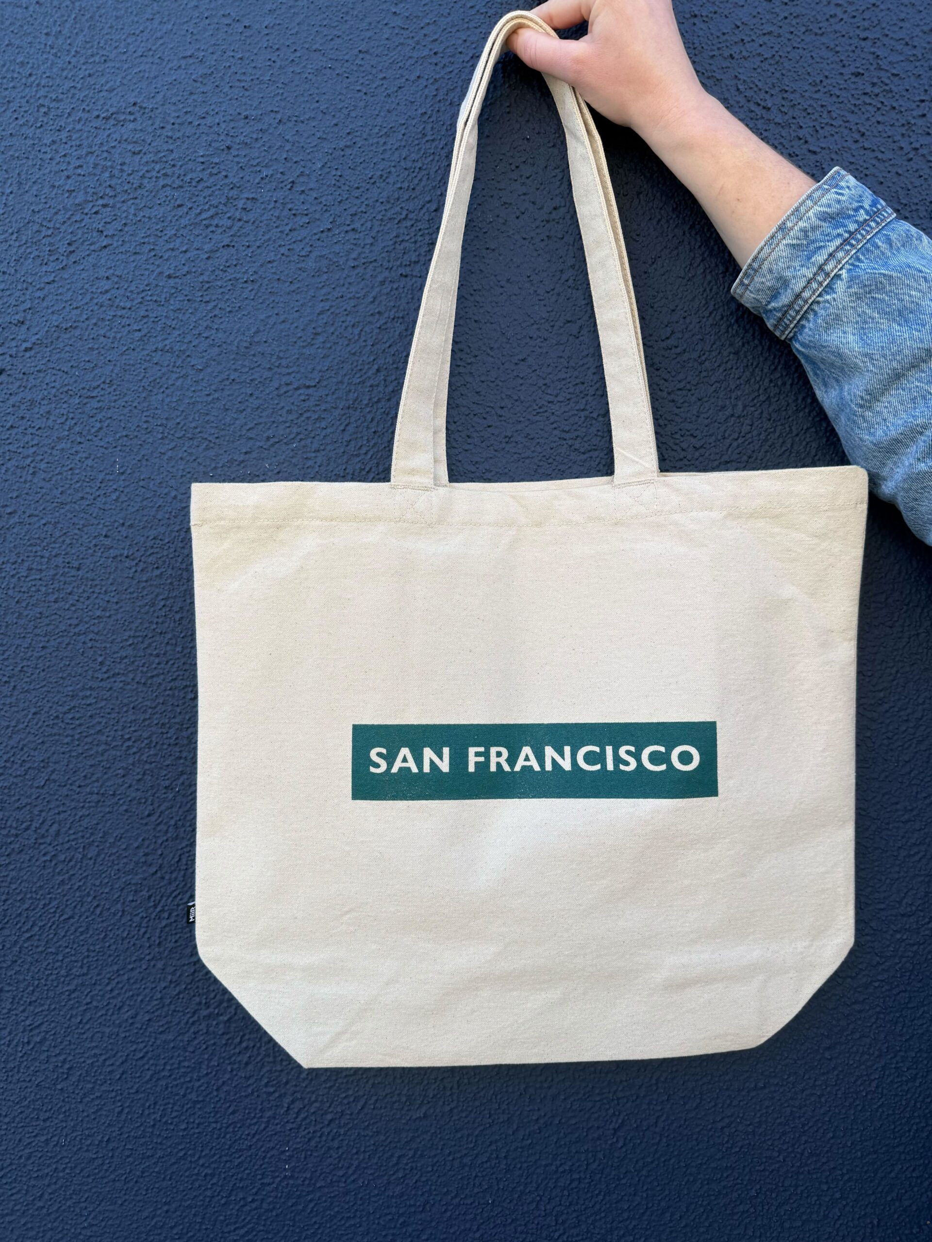 Linea Canvas Tote - Image 2